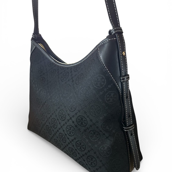 Chic Black Shoulder Bag - Picture 3 of 7